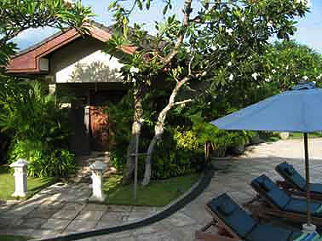 The Citta Luxury Residence Семиняк Екстериор снимка