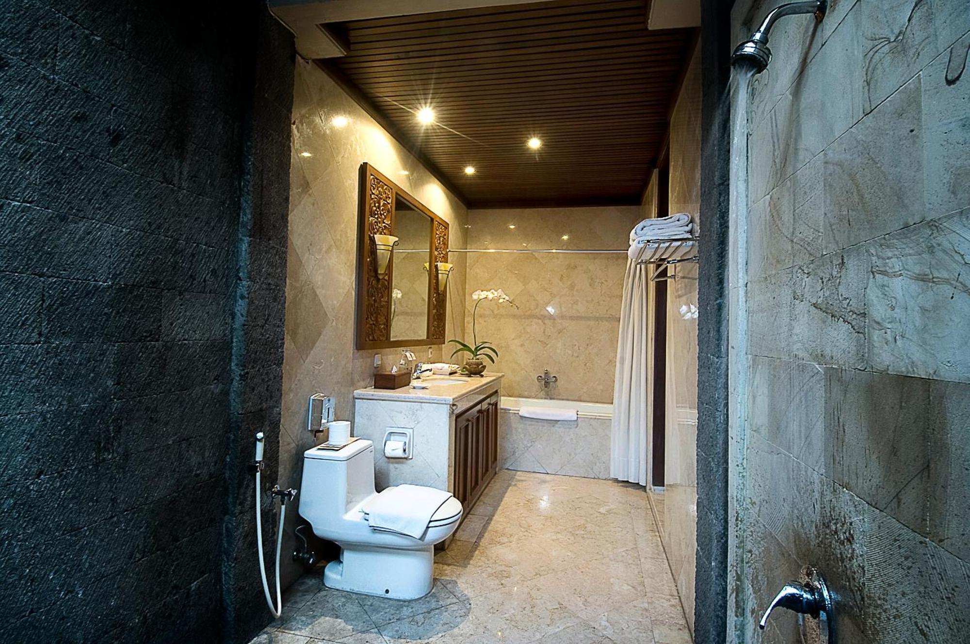 The Citta Luxury Residence Семиняк Екстериор снимка